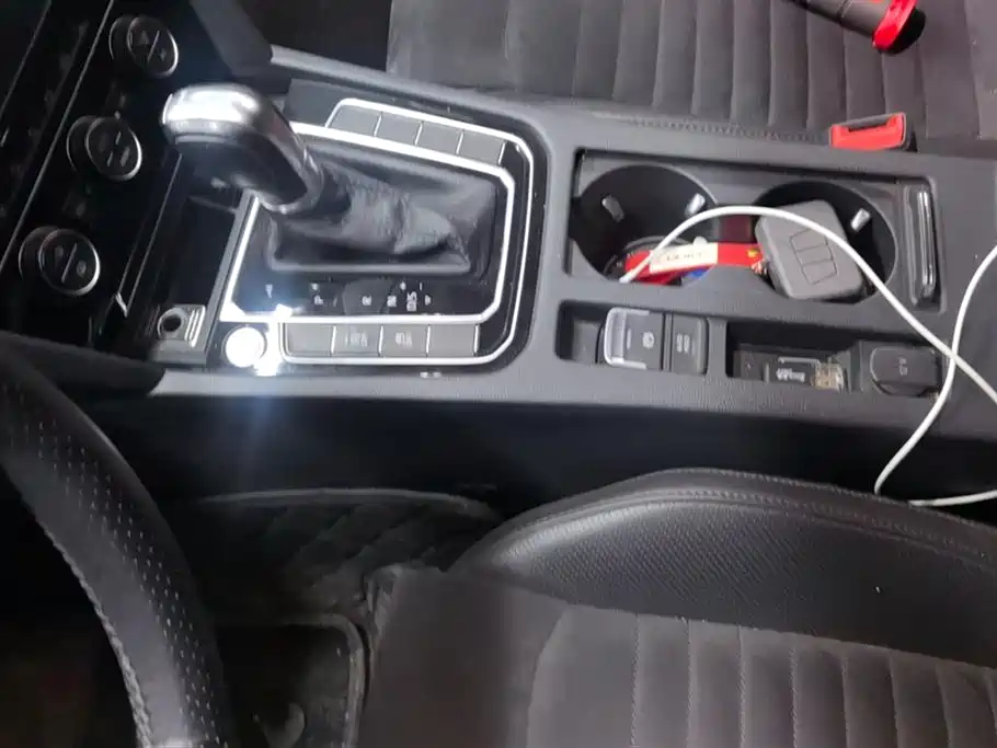 Volkswagen Magotan 2018 330TSI DSG Premium фото 16