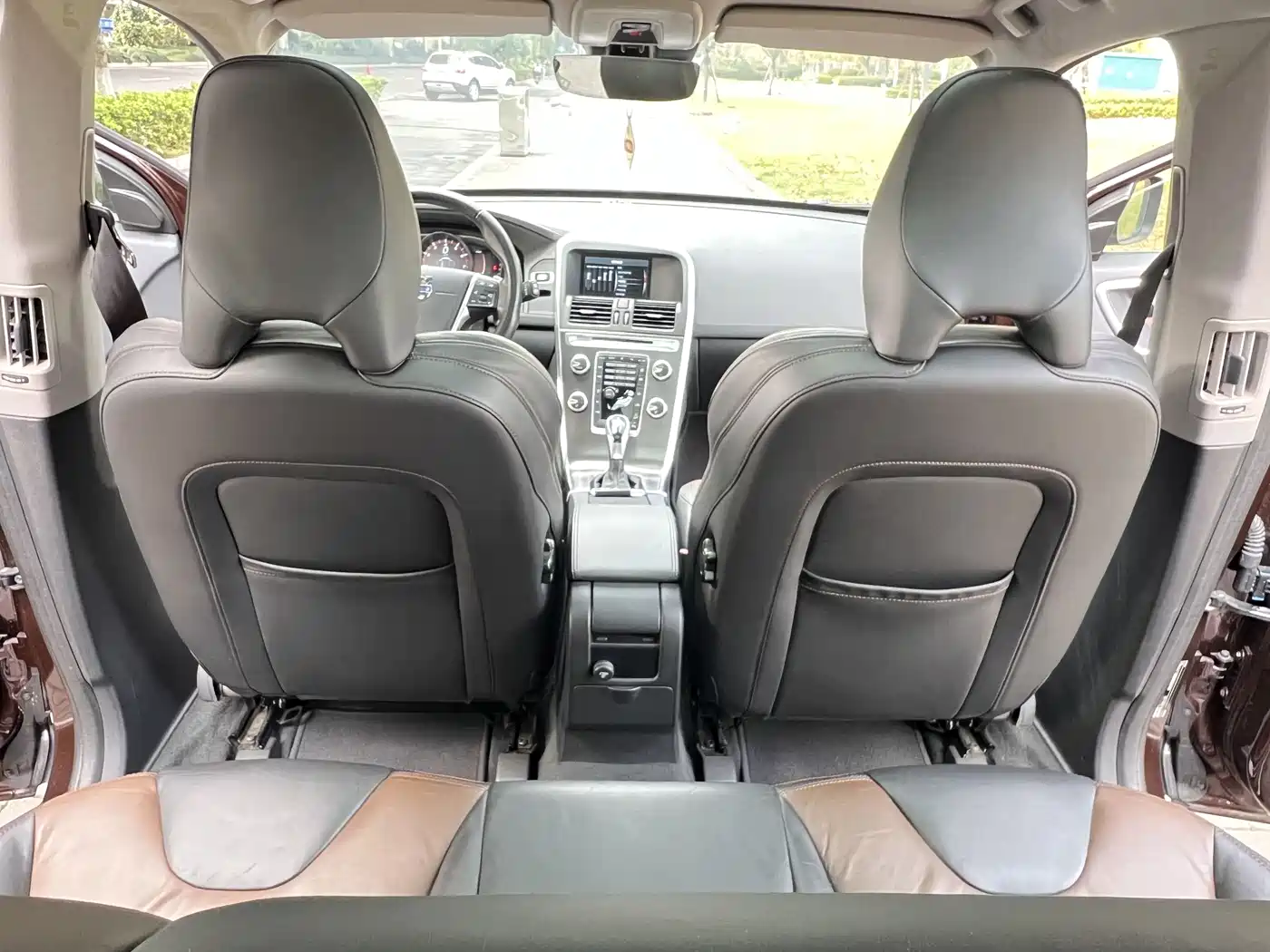 Volvo XC60 (Import) 2014 2015 T6 Momentum
