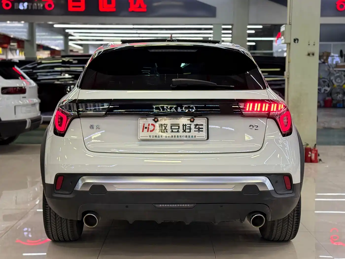 Lynk & Co 02 2019 1.5T DCT 2WD Shine Pro Edition China VI фото 15