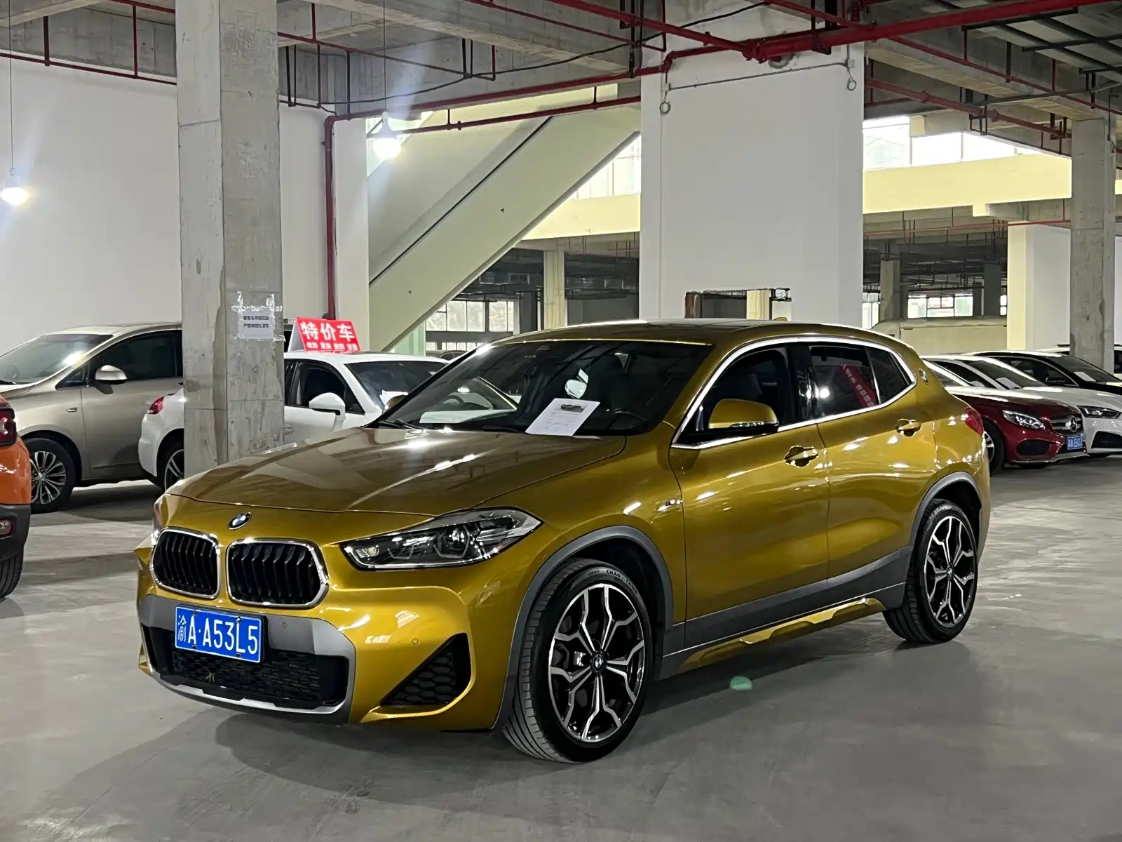 Фото 1 - BMW X2
