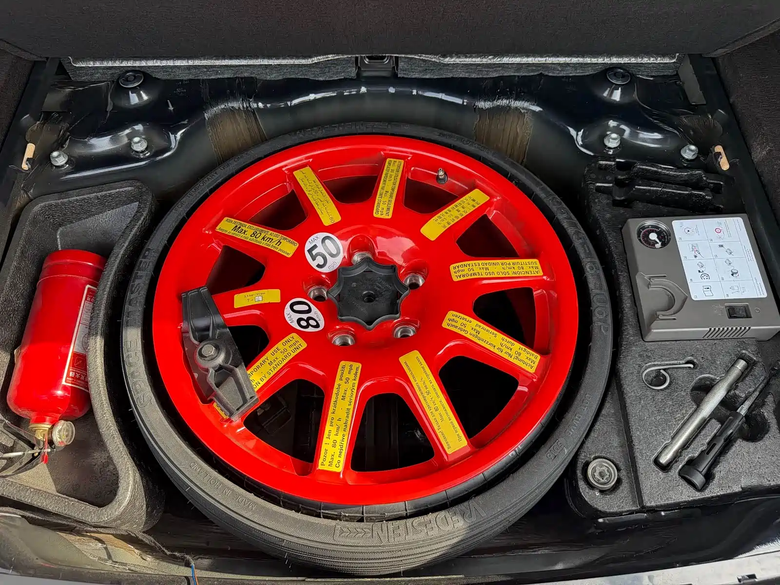 Фото 39 - Volkswagen Touareg