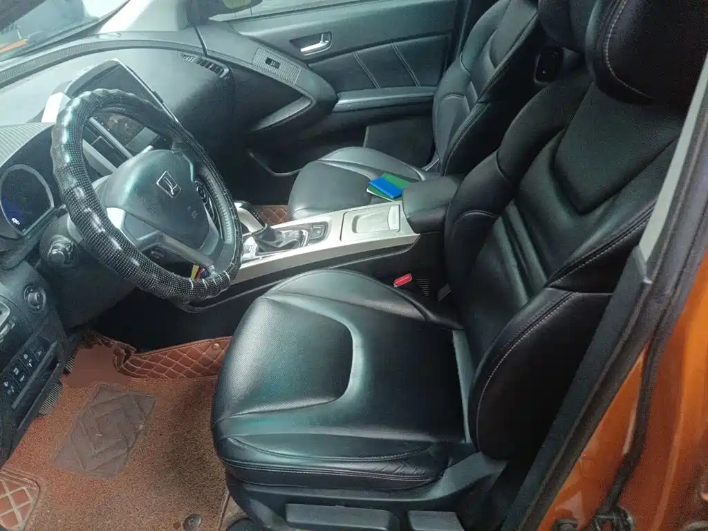 Luxgen U6 SUV 2015 2015 1.8T Fashion Upgrade