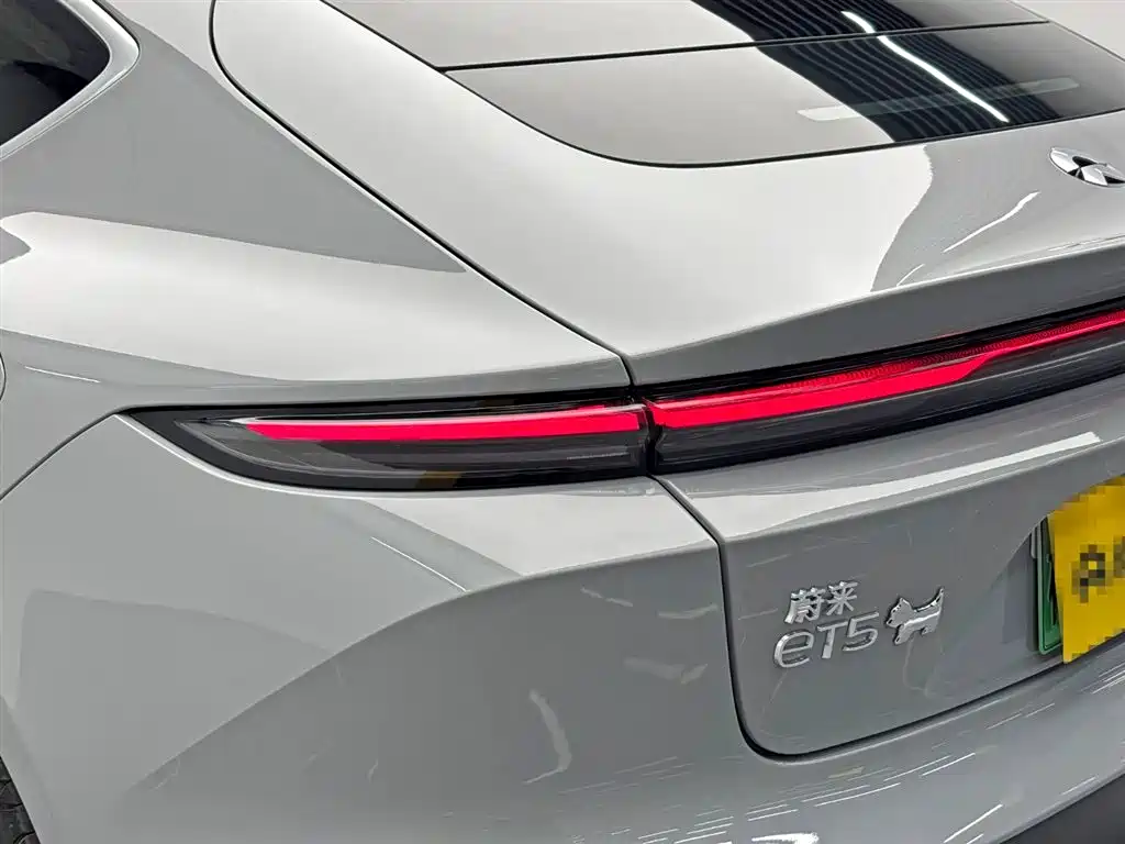 NIO NIO ET5