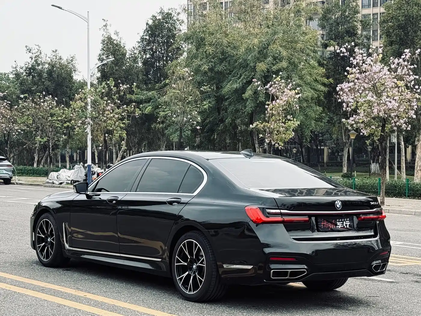 BMW 7 Series 2018 730Li Leading Type M Sport Package фото 4