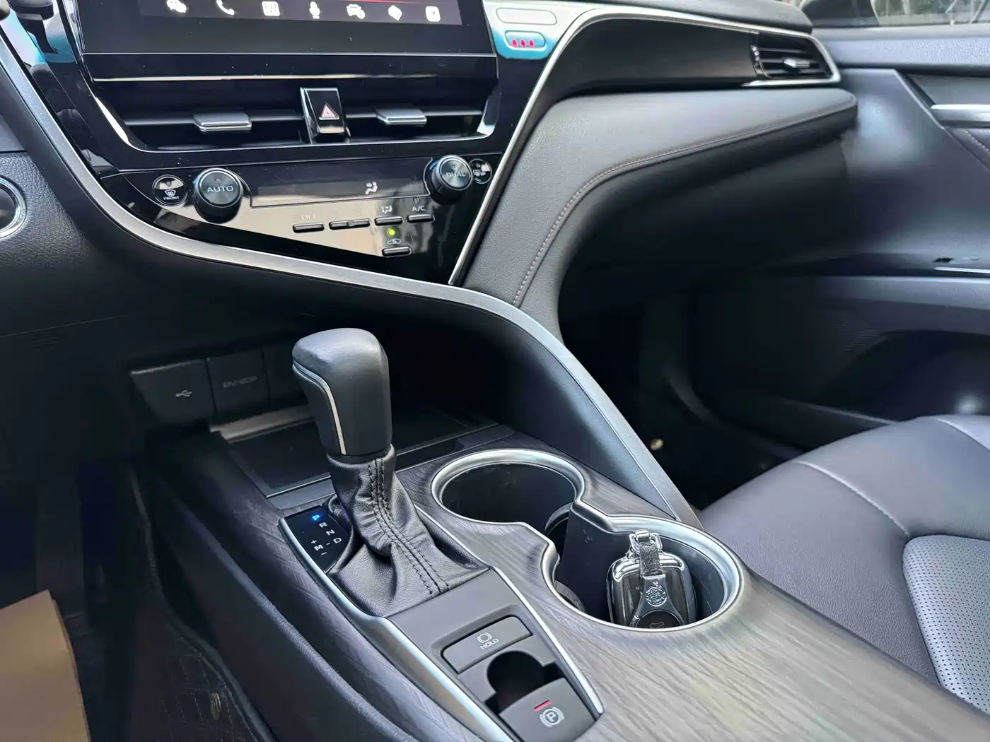 Toyota Camry 2022 2.0GVP Leading Edition фото 13