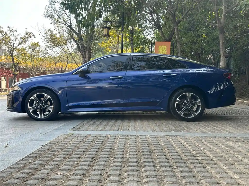 Kia K5 2020 270T CVVD Luxury Edition фото 4