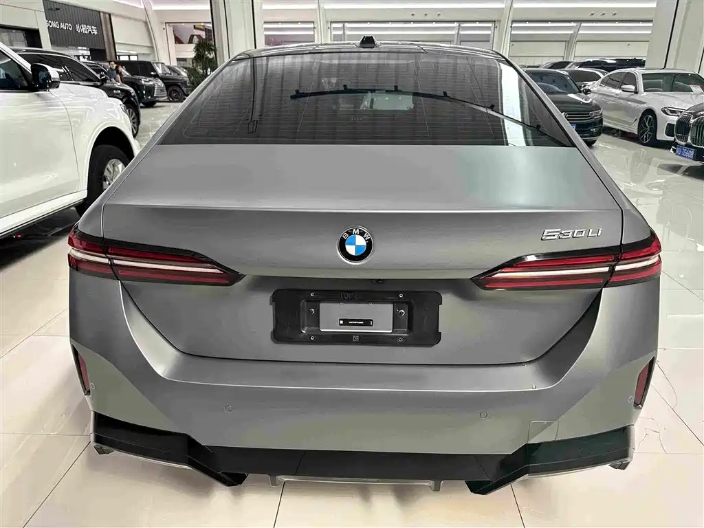 BMW 5 Series 2026 2026 530Li Exclusive M Sport Package