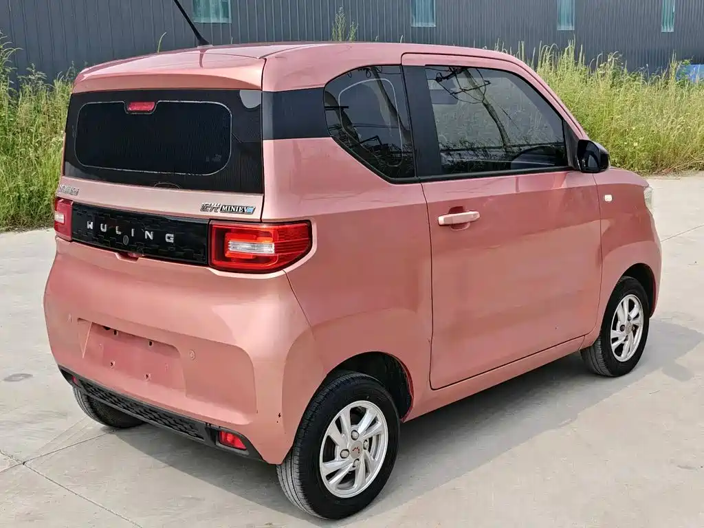 Фото 4 - Wuling Motors Hongguang MINIEV