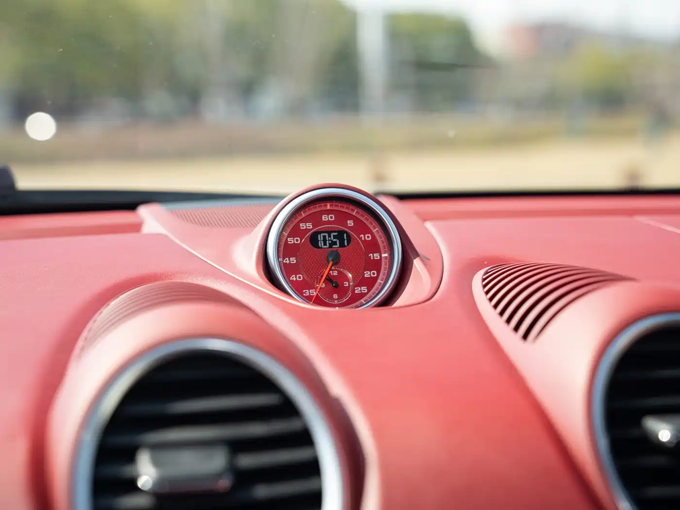 Porsche 718 2022 Cayman T 2.0T фото 14