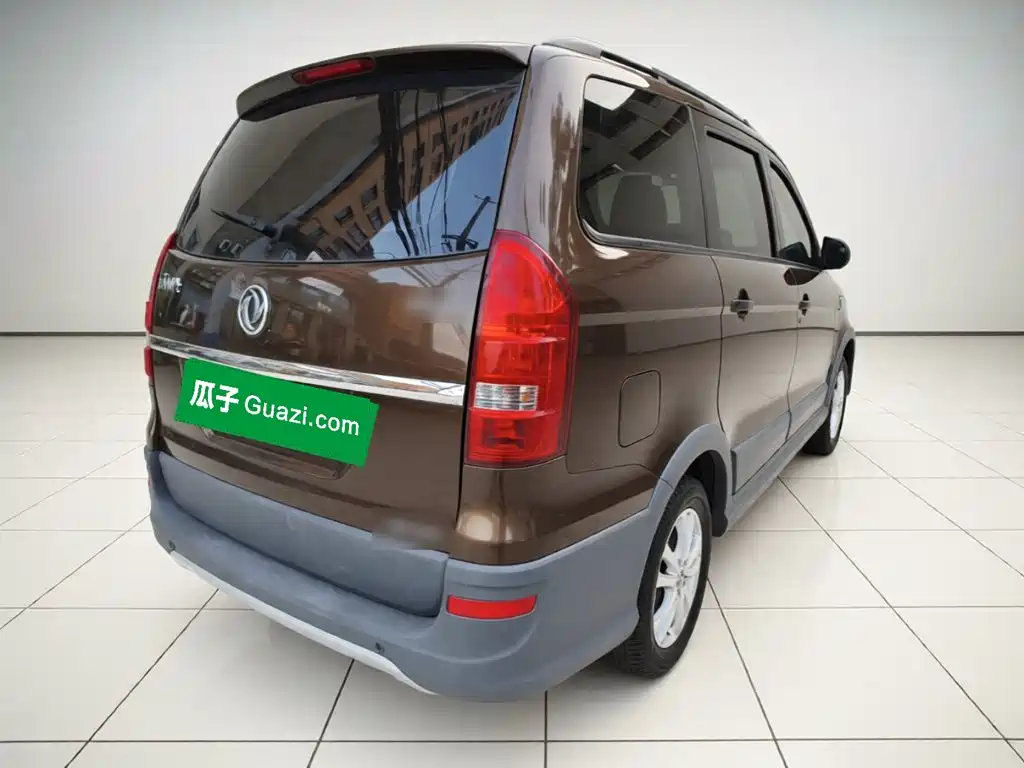 Dongfeng Fengguang Fengguang 360 2015 2015 Model 1.5L Manual Comfort 7-seater China IV