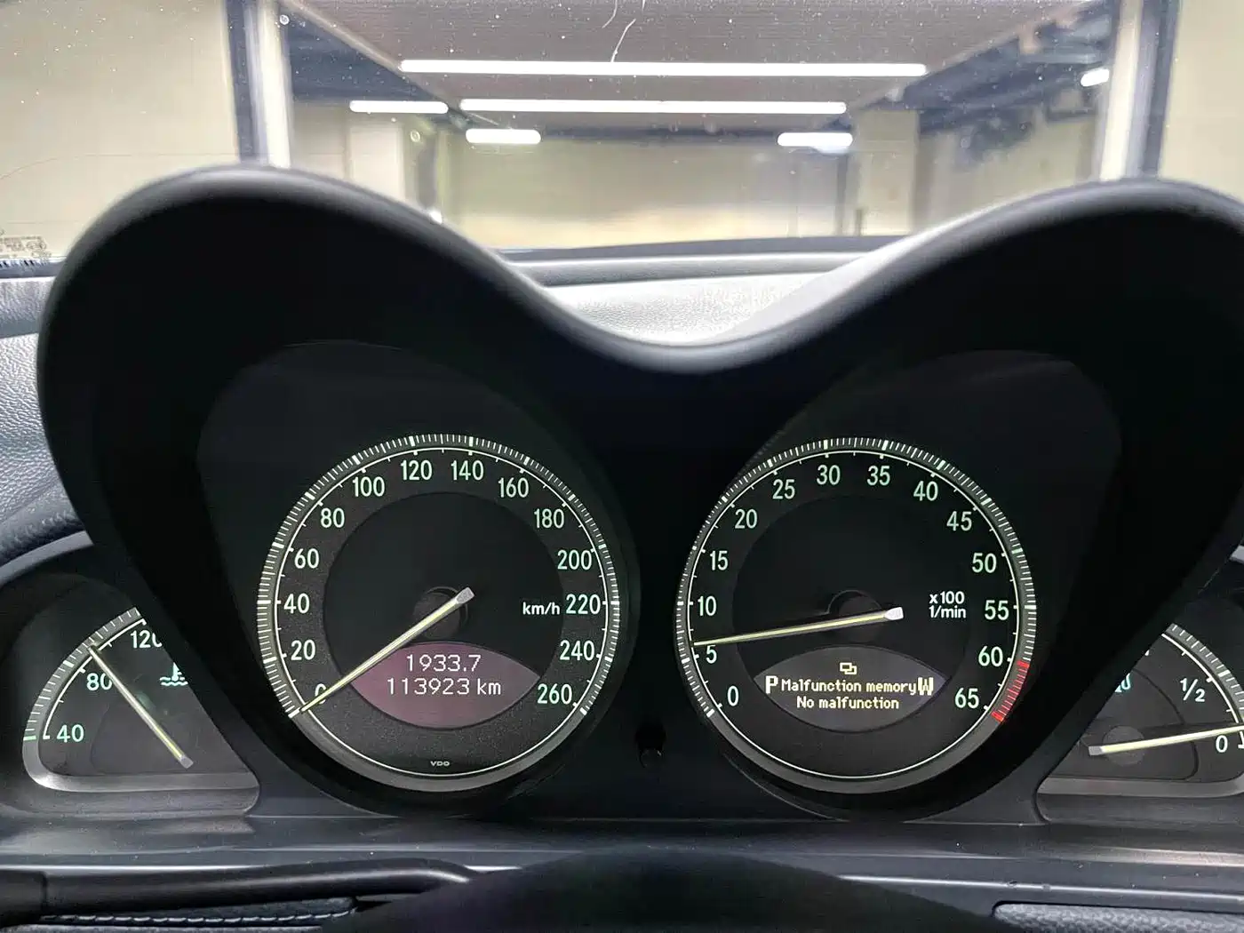 Mercedes-Benz SL-Class 2003 2004 SL 500