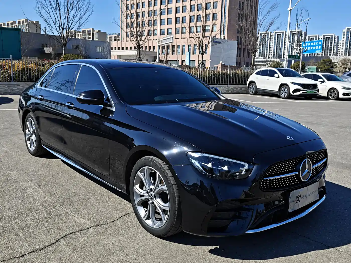 MERCEDES-BENZ E-CLASS