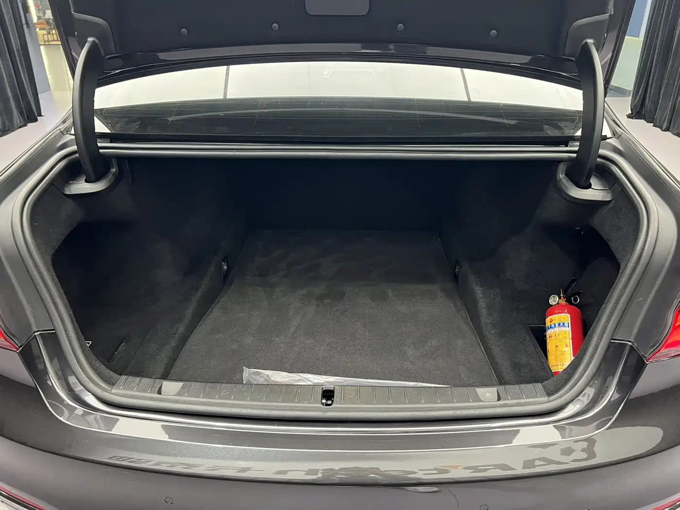 BMW 7 Series 2016 730Li Luxury фото 13