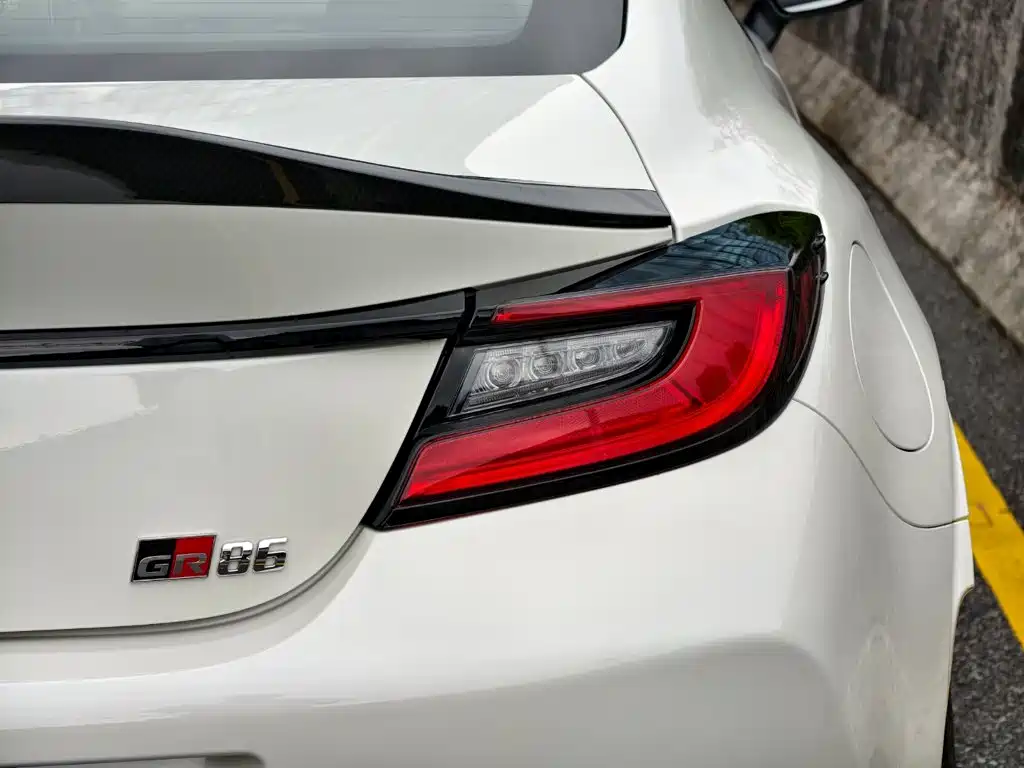 صورة 11 - Toyota 86