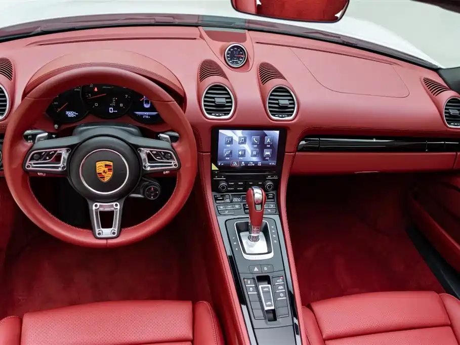PORSCHE 718