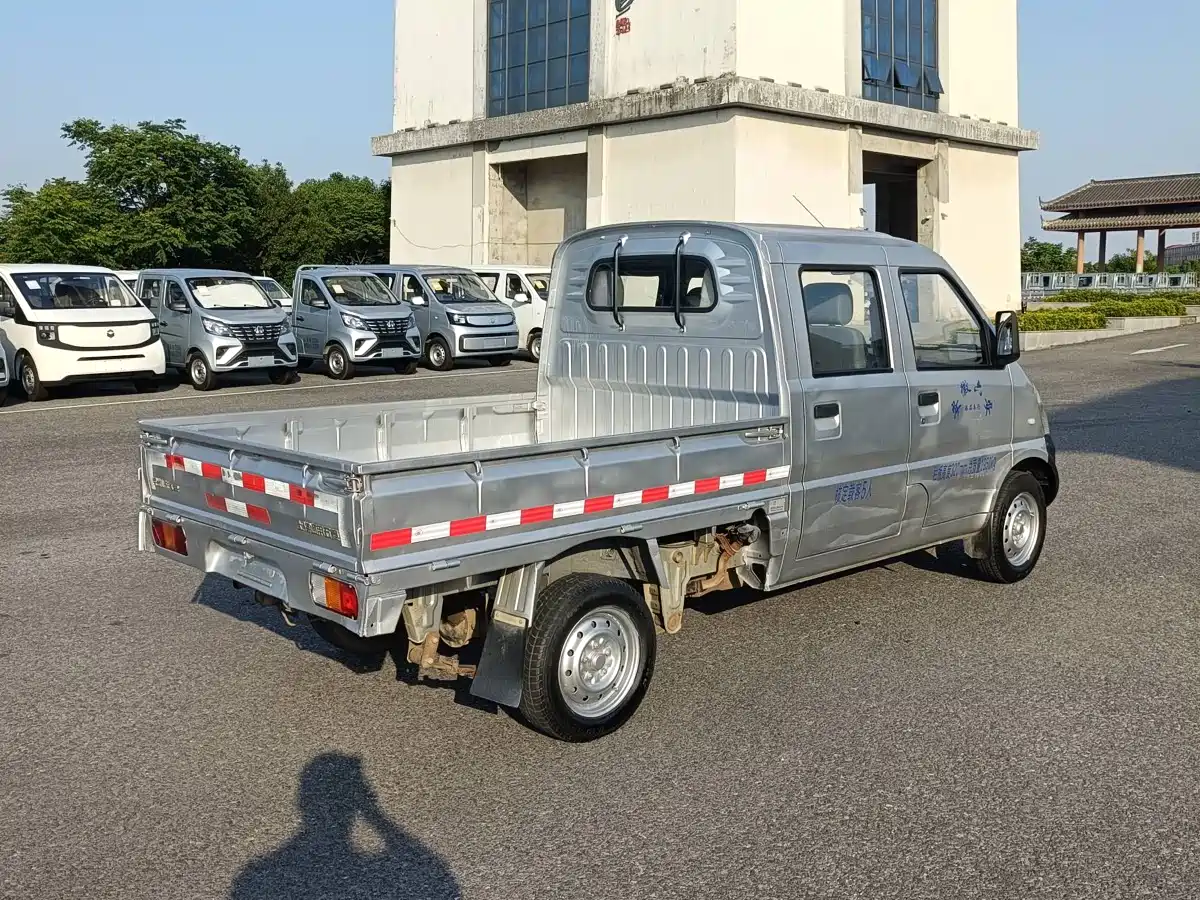 Фото 5 - Wuling Motors Wuling Rongguang Mini Truck