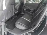Photo 13 - Tesla Model Y