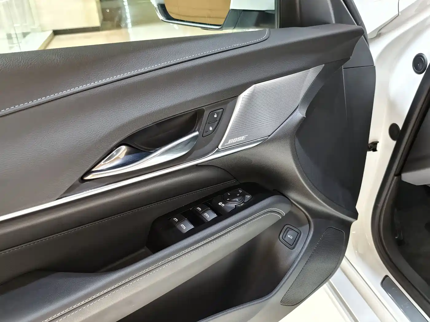 CADILLAC CT4