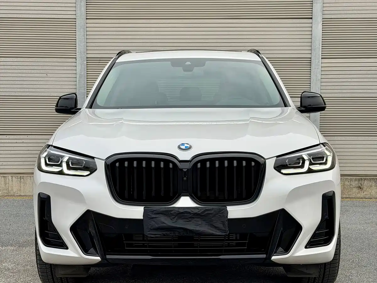 BMW X3 2023 Facelift xDrive30i Leading M Night Package фото 2