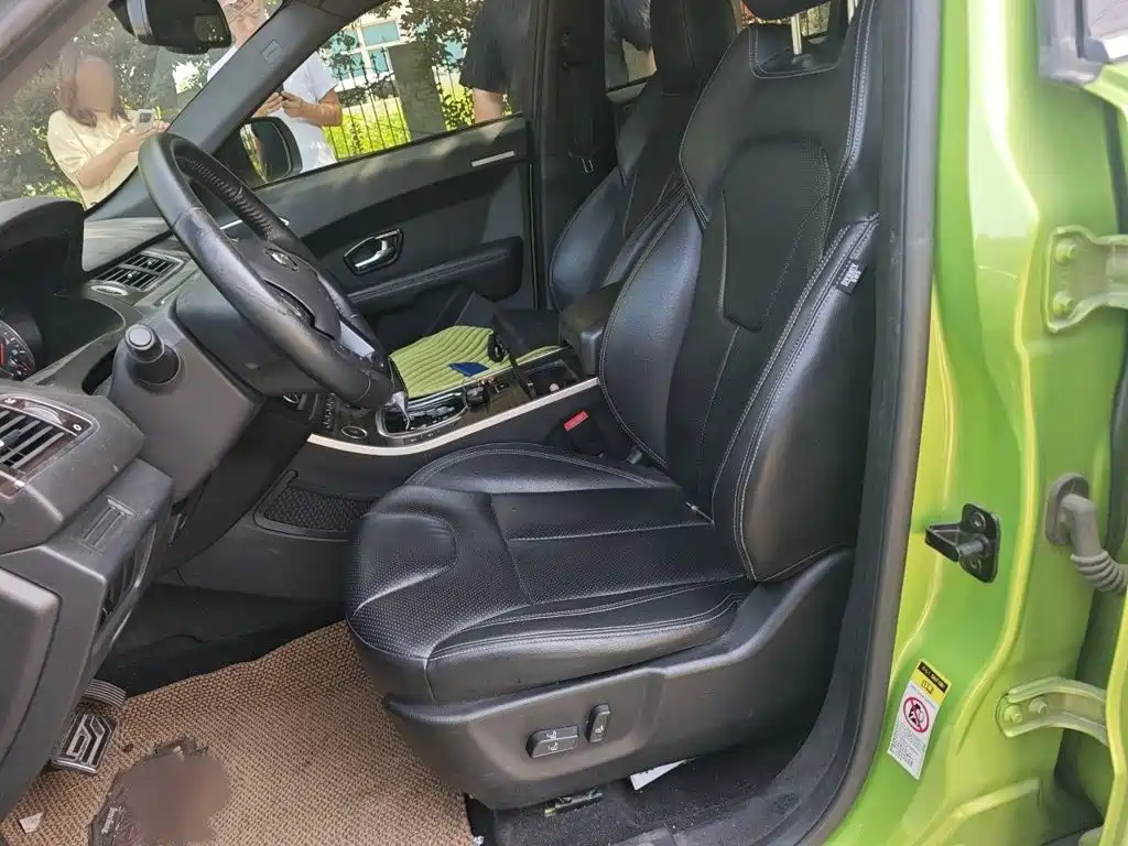 Landwind X7 2015 2015 2.0T Panoramic Flagship Edition