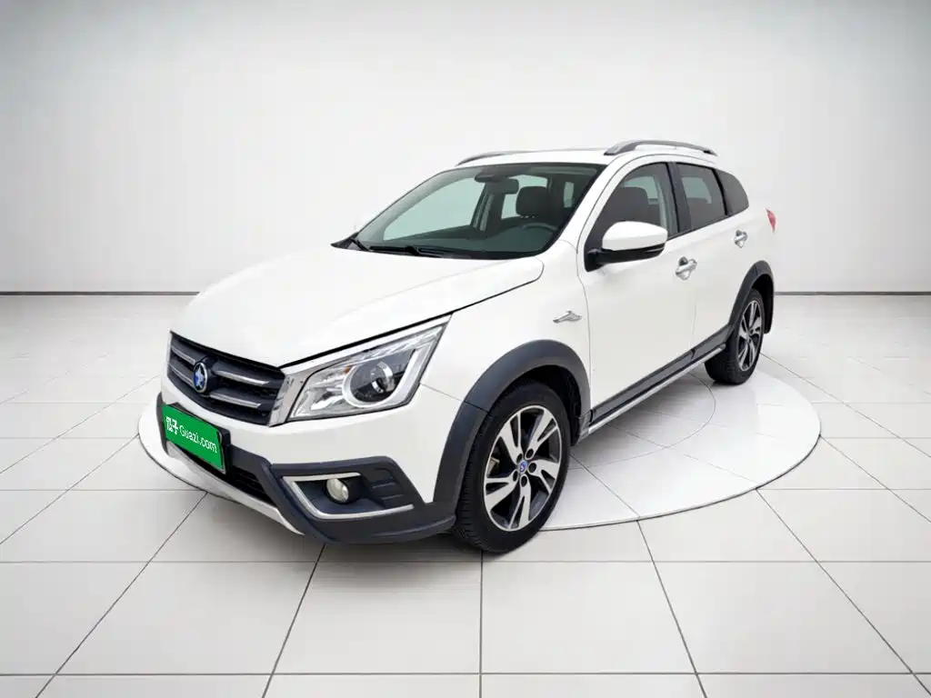 Venucia T70X 2017 2016 2.0L Manual Rui Xiang Sport Edition