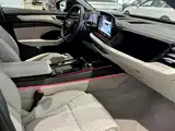 Photo 6 - Audi A6L