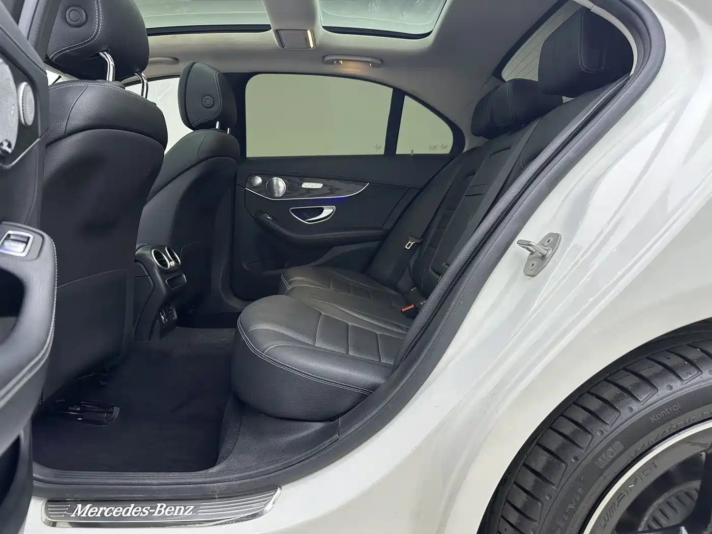 MERCEDES-BENZ C CLASS