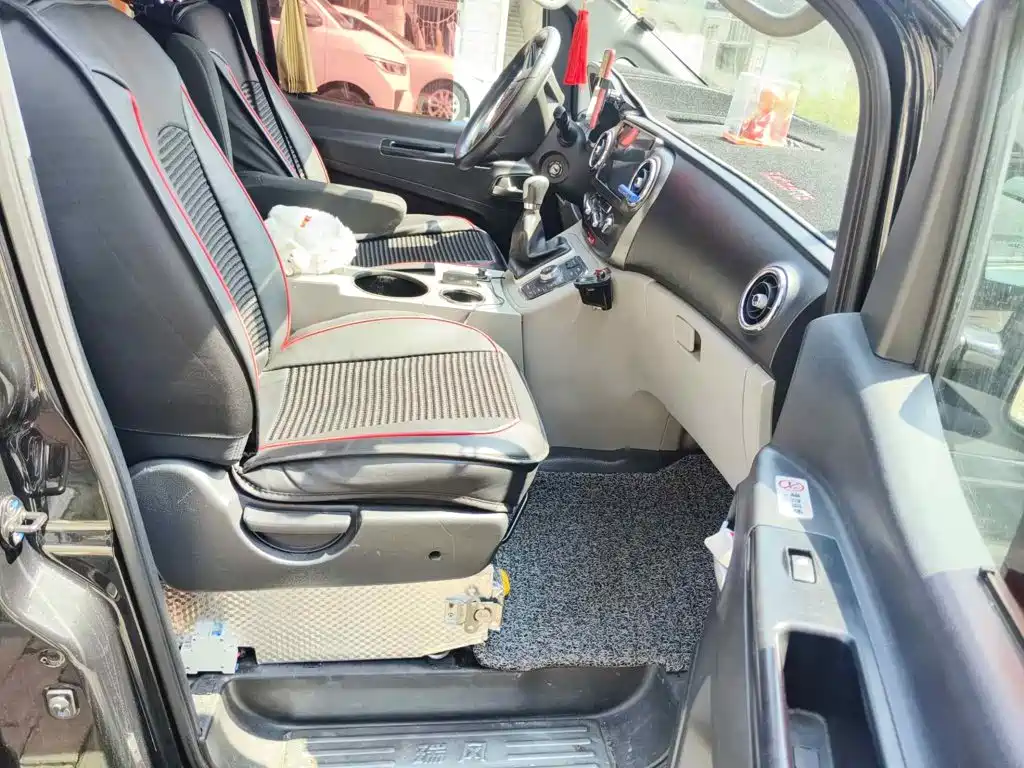 JAC Refine M3 2018 2015 Maker Edition 1.6L Luxury