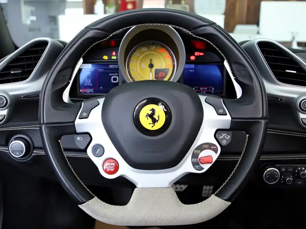 Ferrari 488 2019 2015 488 Spider