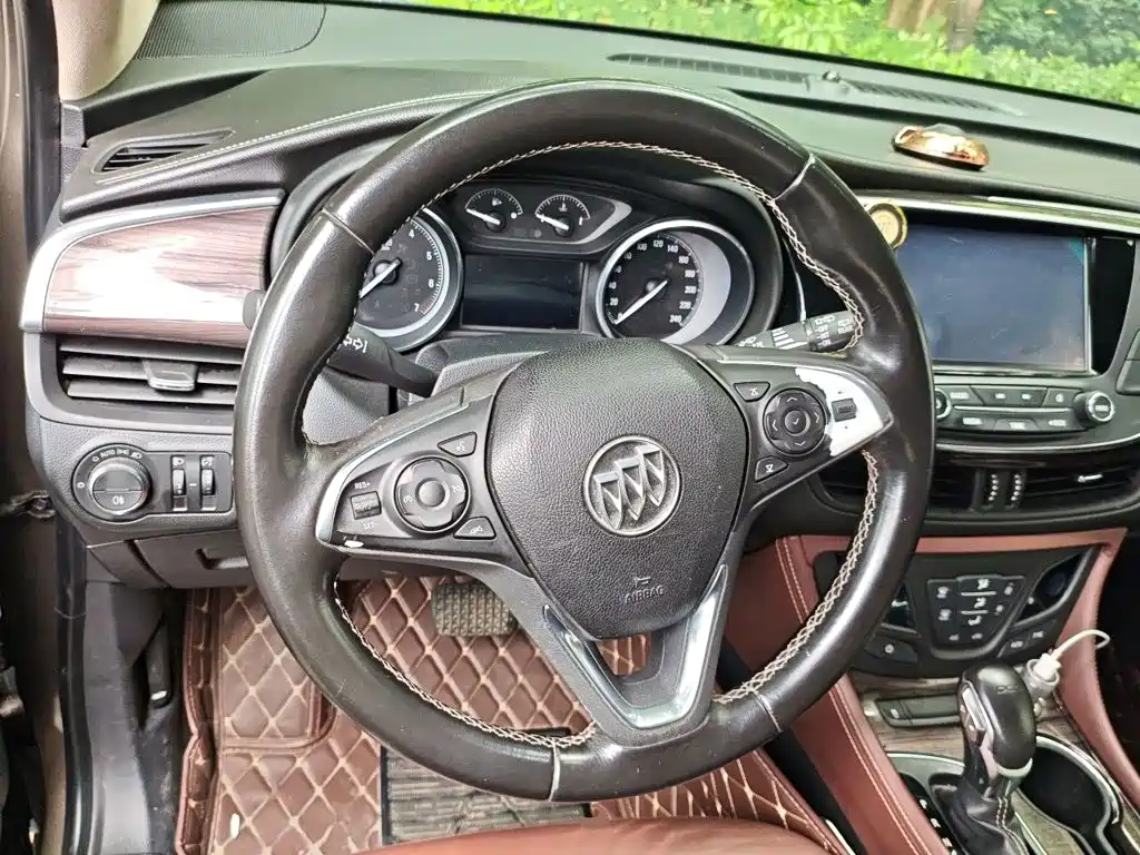Фото 11 - Buick Envision Plus