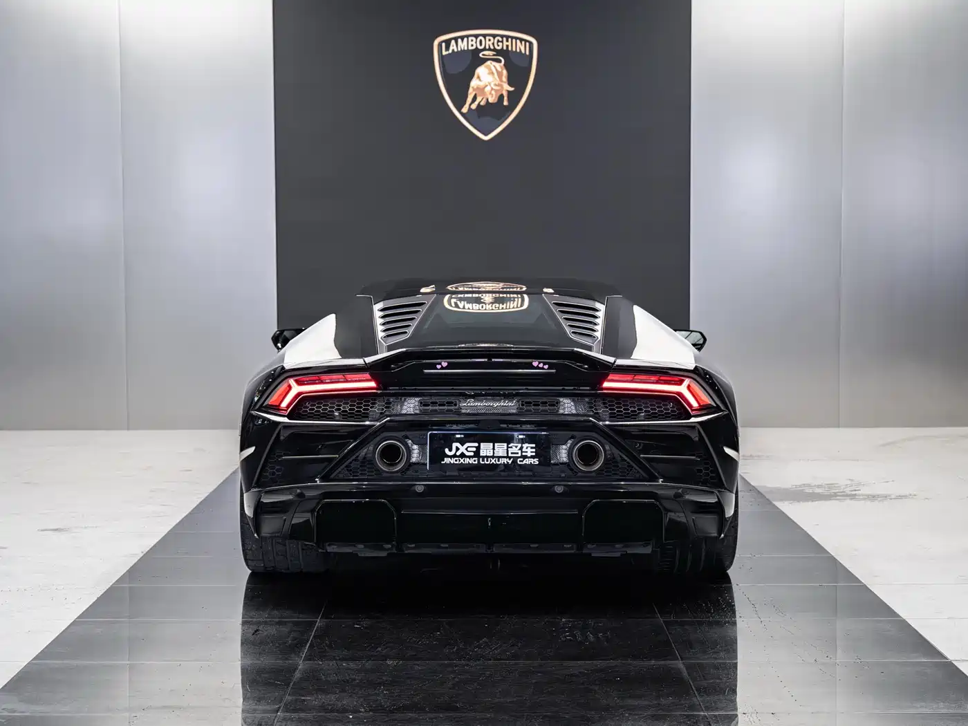 LAMBORGHINI HURACÁN