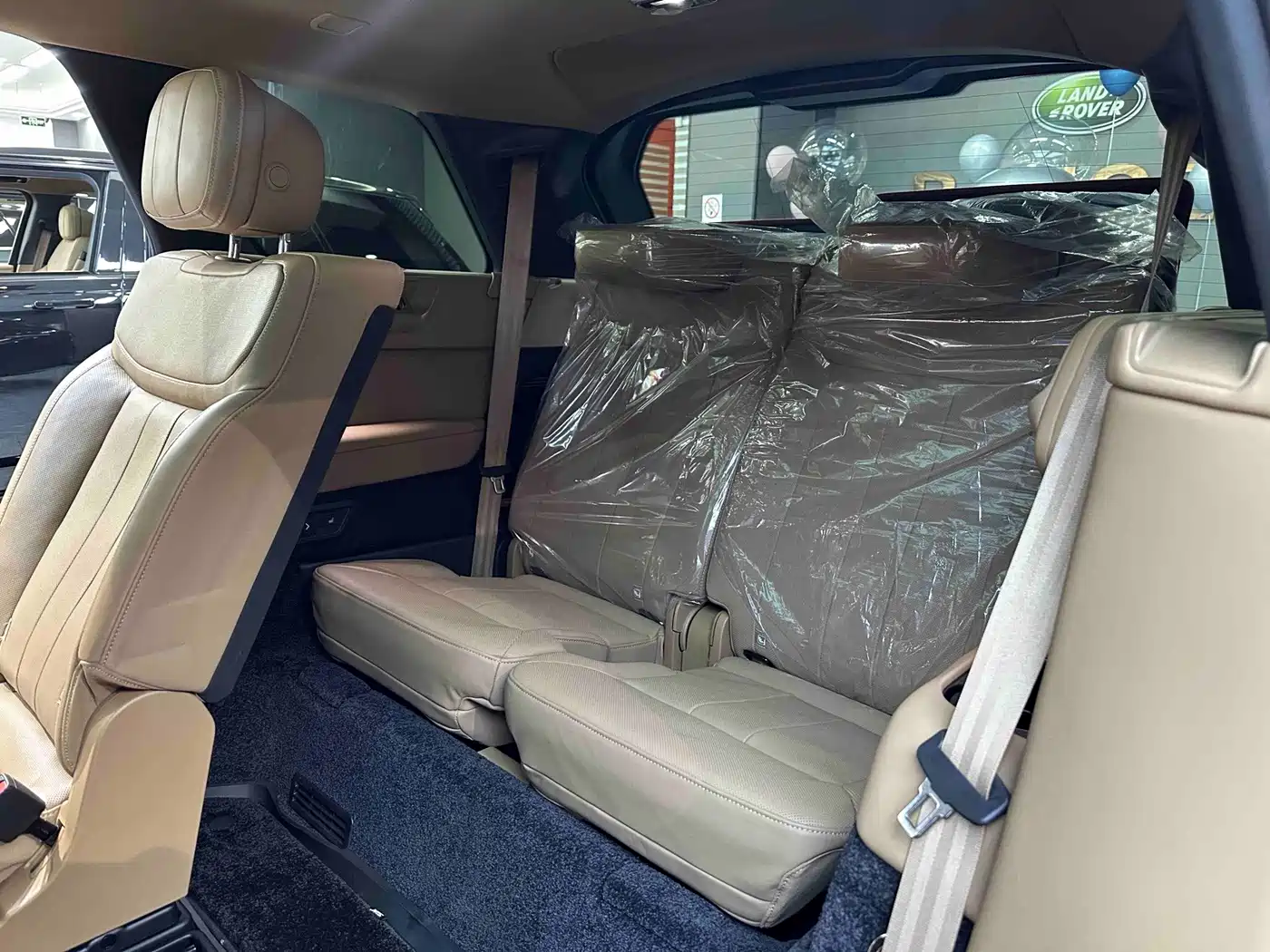Land Rover Range Rover 2023 2023 3.0 L6 400PS Golden Age 7-Seater Long Wheelbase