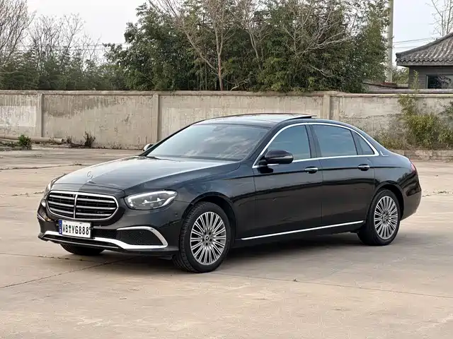 MERCEDES-BENZ E CLASS