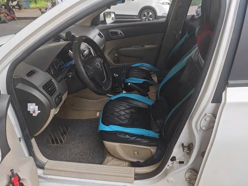 Baojun 610 2014 2014 1.5L Manual Comfort