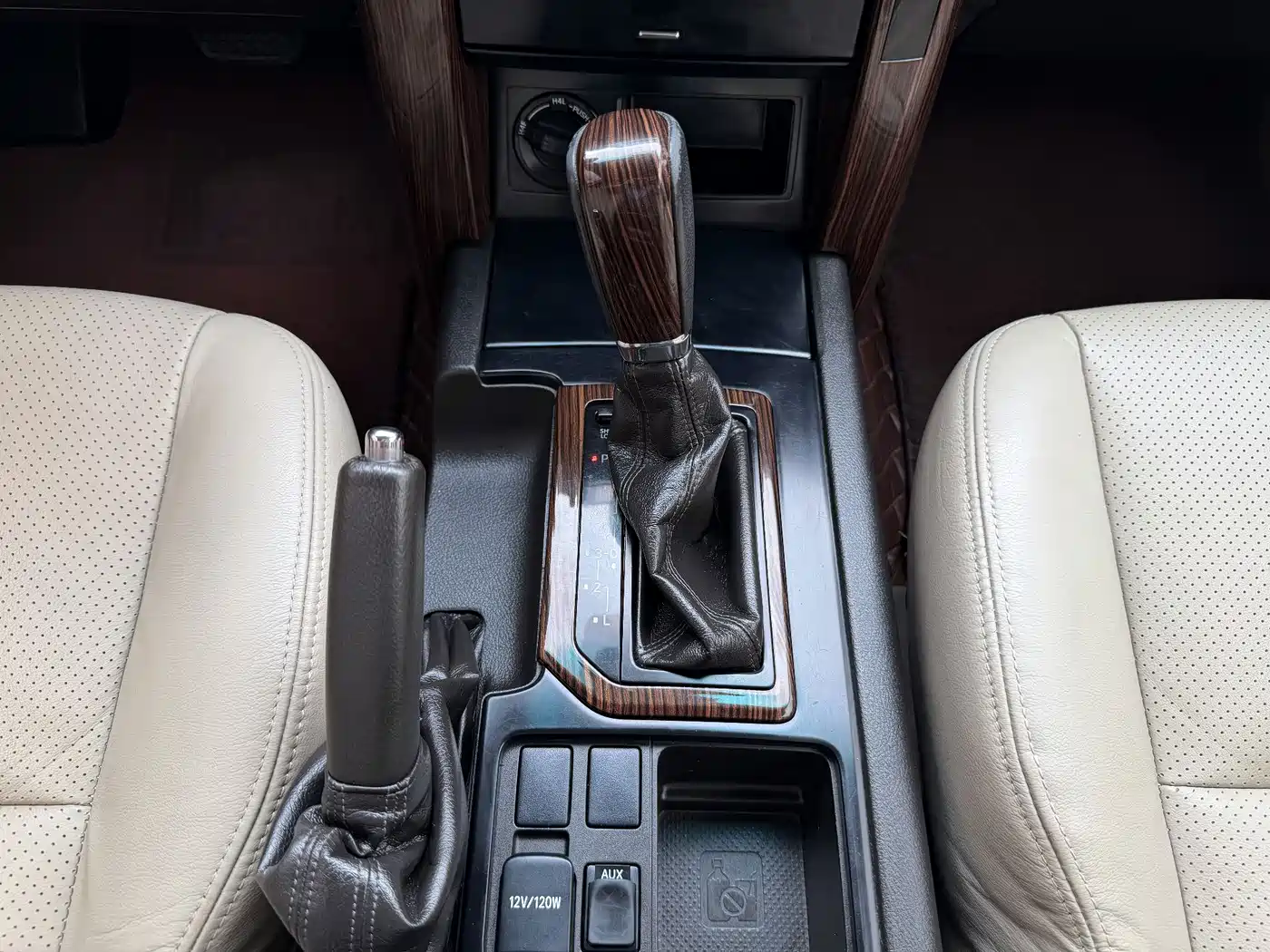 Toyota Prado (Import) 2010 2.7L Automatic Standard фото 13