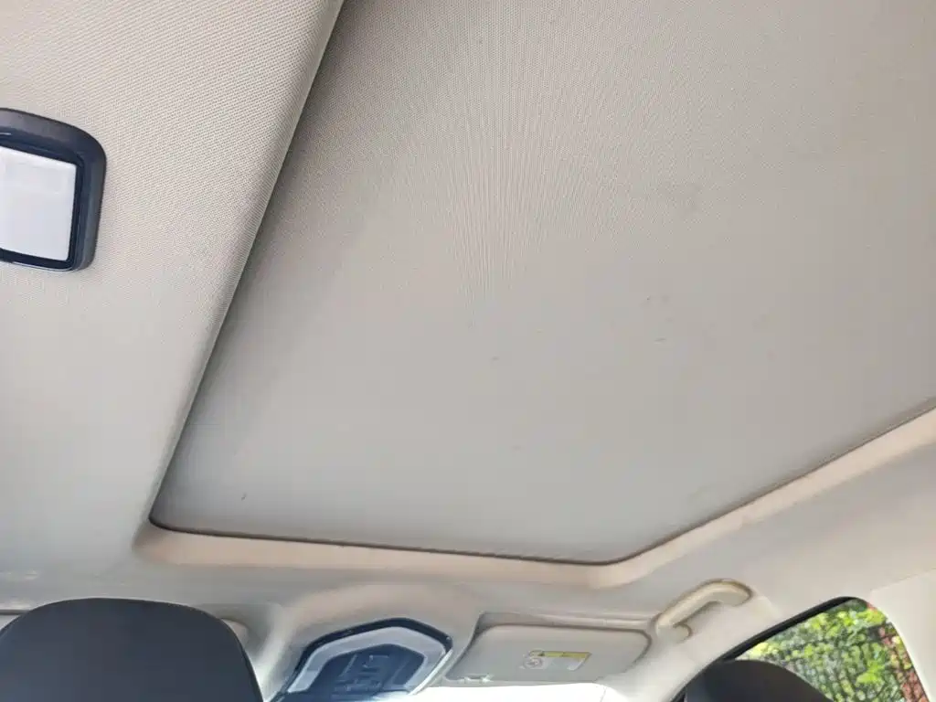 SWM Motor SWM G05 2019 2019 1.5T Automatic Luxury Model