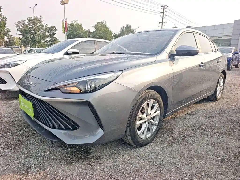 2026 Roewe i5