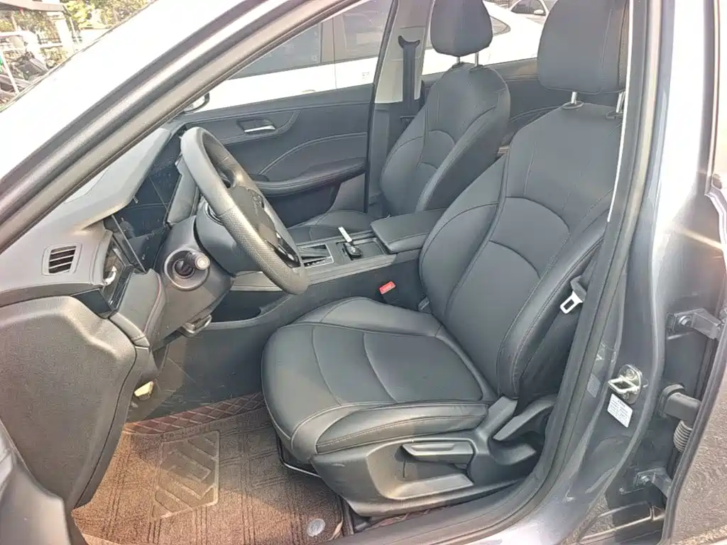 Roewe i5 2026 2026 1.5L CVT Luxury