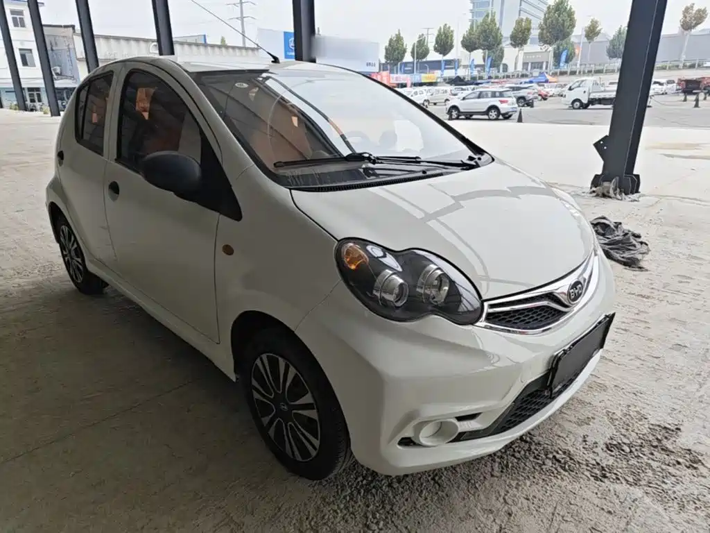 BYD F0 2016 2015 1.0L AMT Xuan Cool Edition