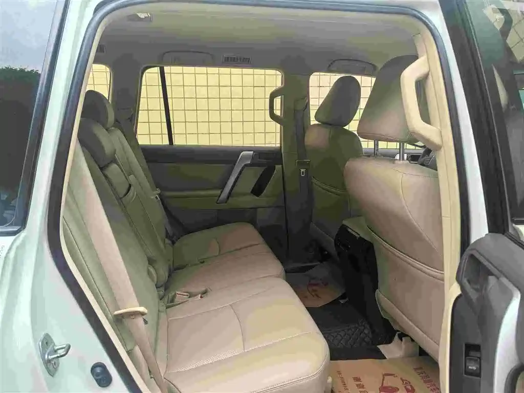 Toyota Prado (Import) 2015 2014 2.7L Automatic Luxury