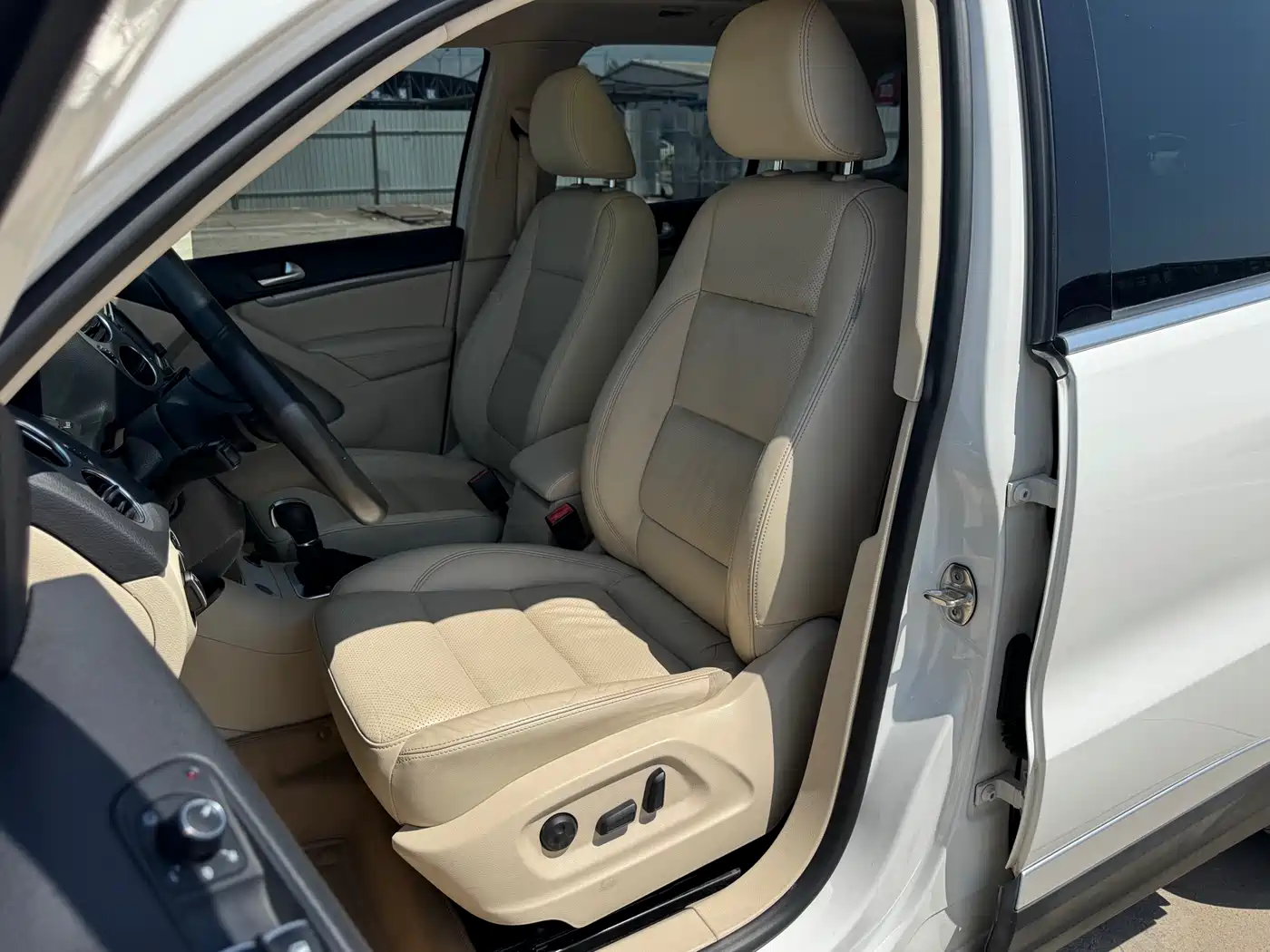 Volkswagen Tiguan 2013 1.8TSI Automatic 2WD Luxury Model фото 10