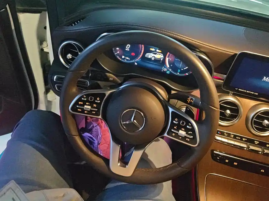 Mercedes-Benz GLC 2022 Facelift II GLC 260 L 4MATIC Luxury фото 15