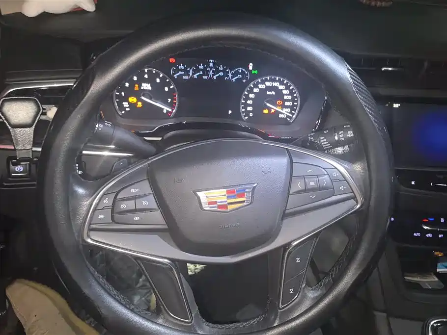 Cadillac XT5 2018 25T Luxury фото 15