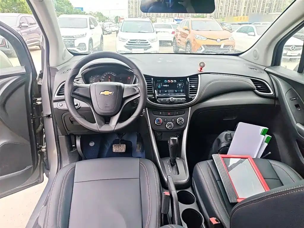Chevrolet Trax 2018 330T Automatic 2WD Elite фото 10