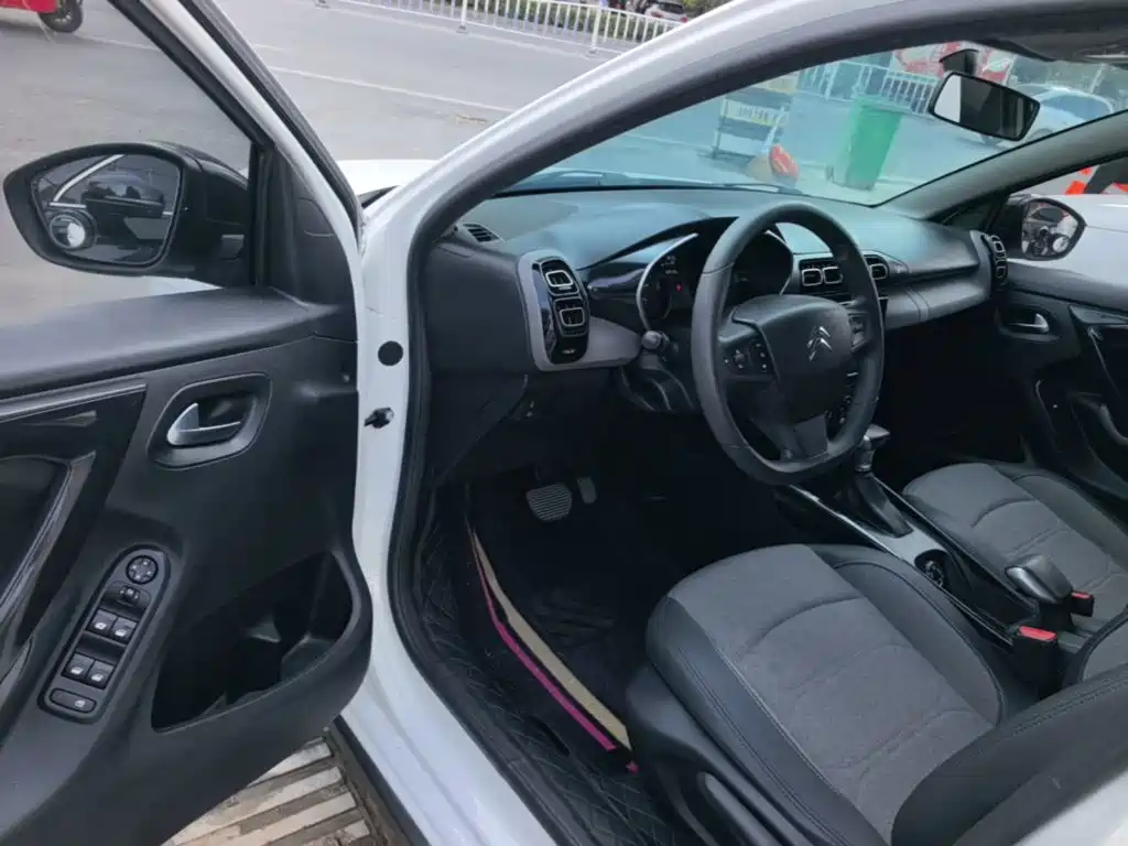 Photo 16 - Citroën C3-XR