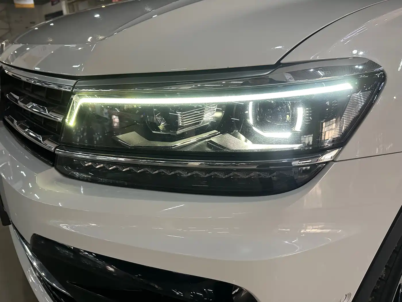 Volkswagen Tiguan L 2021 330TSI Automatic 2WD R-Line Flagship фото 7