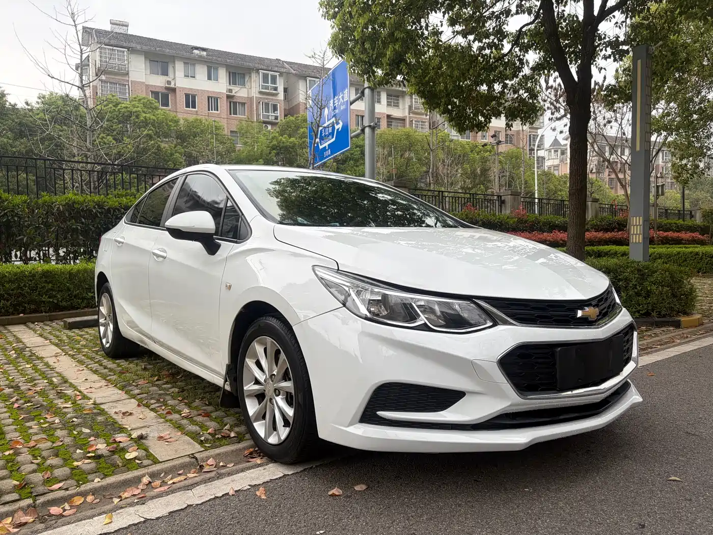 Chevrolet Cruze 2018 2018 320 Automatic Pioneer Sunroof Edition