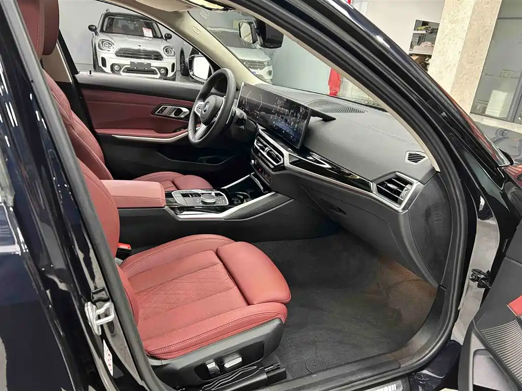 BMW 3 Series 2023 320Li M Sport Package фото 13