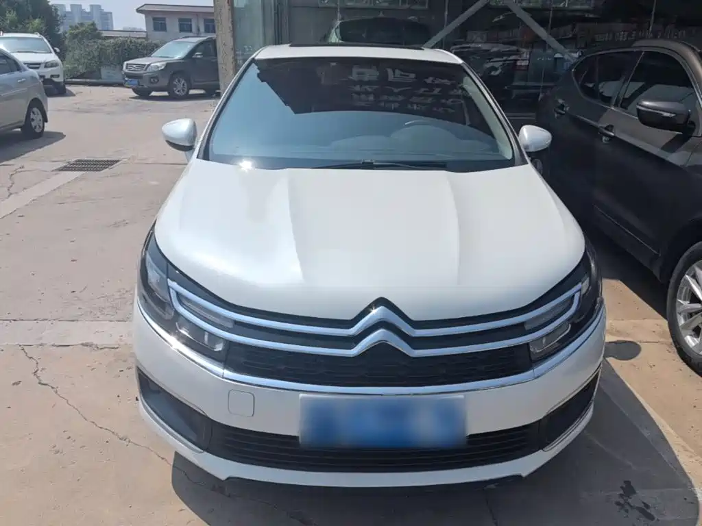Photo 3 - Citroën C4L