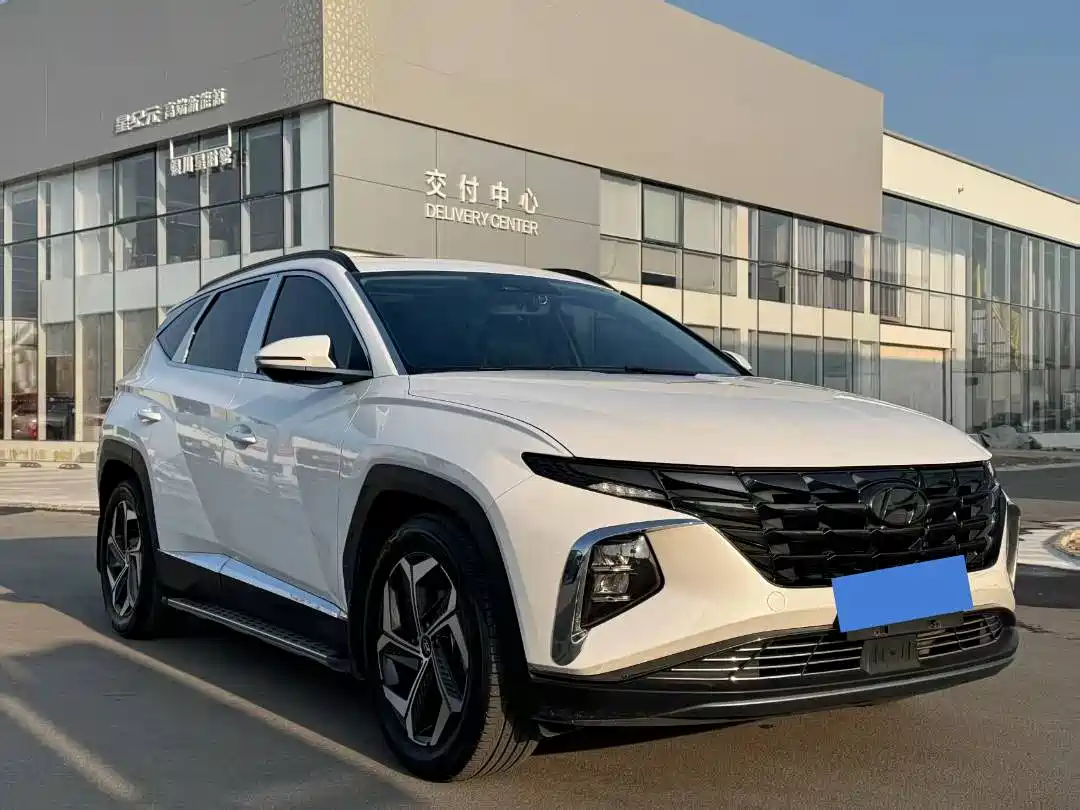 Hyundai Tucson 2021 Tucson L 1.5T DCT LUX Premium фото 3